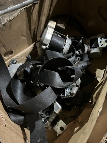 Пасок безпеки задній правий 89844EB302 NISSAN