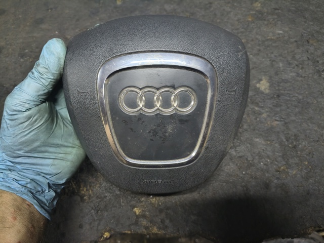 Airbag в мультируль 8E0880201DH VAG