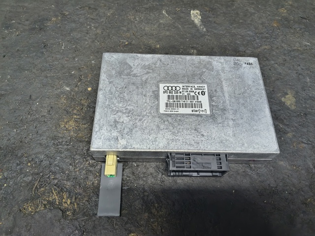 Блок керування Bluetooth 8P0862335M VAG
