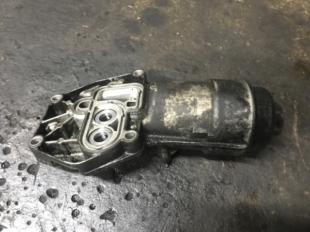 Корпус масляного фільтра 90571672 GM