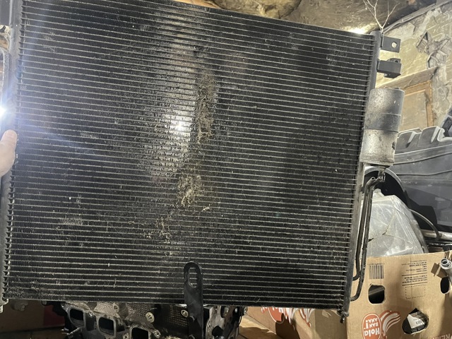 Трубопроводи і радіатор кондиціонера 92100EB00A NISSAN