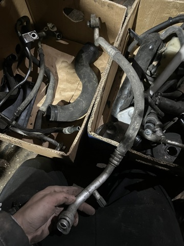 Трубопроводи 924803X32A NISSAN