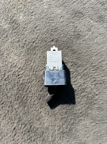 Реле 955501F200 HYUNDAI