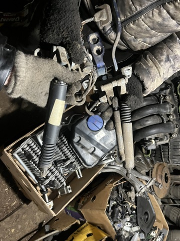 Амортизатор для багажника газовий 95551255006 PORSCHE