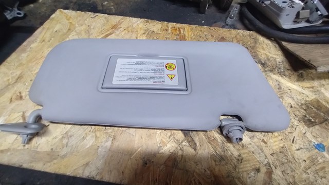 Козирок сонцезахисний 964008H910 NISSAN