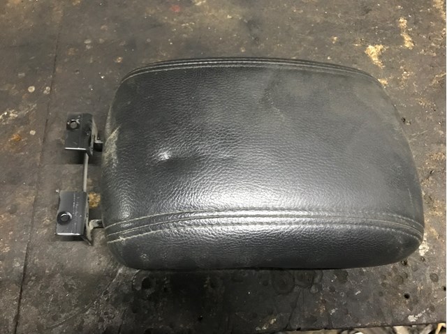 кришка подлоктніка 96640916 GM