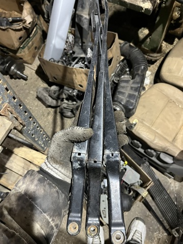 Поводок двірника A1638201544 MERCEDES