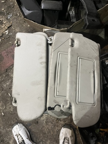 Козирок Land Rover Freelander 1