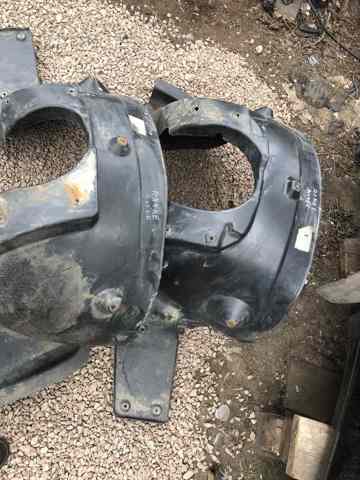 Підкрилок передній правий CLF000122 LAND ROVER