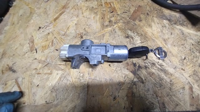Замок запалювання D87008H925 NISSAN