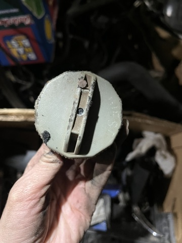 Кришка / пробка бензобака GJ2B42250A MAZDA