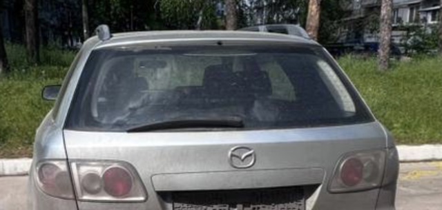 Скло двері задка GJ5J63930H MAZDA
