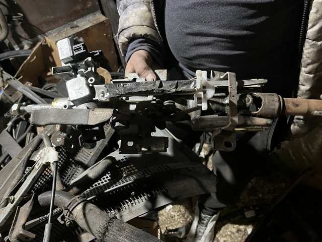 Колонка рульова GJ6A32100C MAZDA
