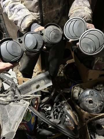 Решітка повітропровода GJ6A6493002 MAZDA