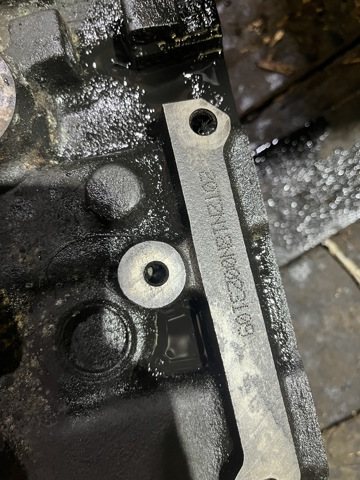 Блок циліндрів LCF104180 LAND ROVER