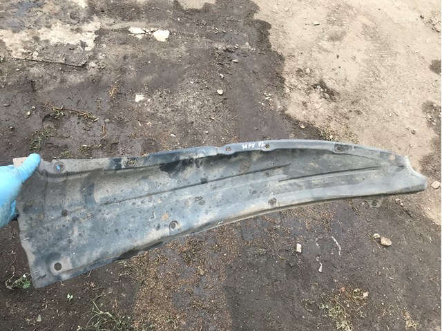 LE5856140A Mazda