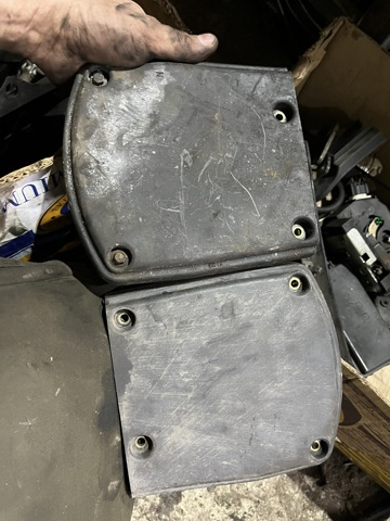 Захист ременя ГРМ, верхній LJR104550 LAND ROVER
