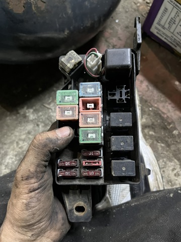 Виконавчий пристрій MB818621 MITSUBISHI