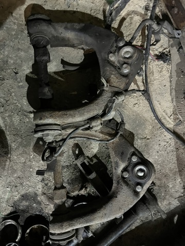 Кульова опора, верхня MB860829 MITSUBISHI