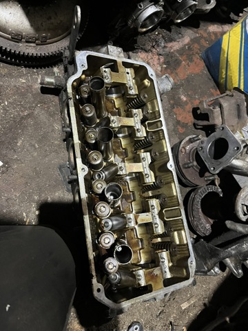 Головка блоку циліндрів MD313416 MITSUBISHI
