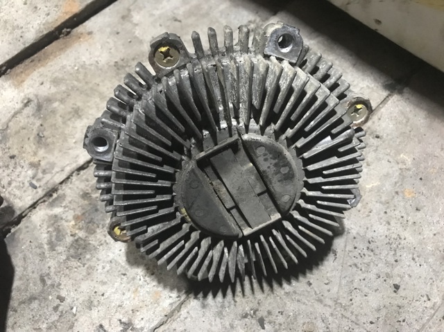 Гідромуфта приводу вентилятора MD331586 MITSUBISHI