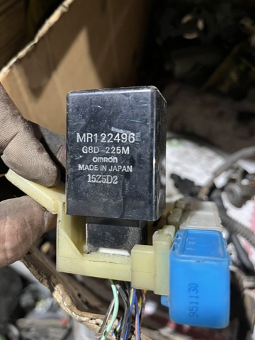 Реле MR122496 MITSUBISHI