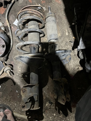 Гвинтова пружина підвіска MR197451 MITSUBISHI