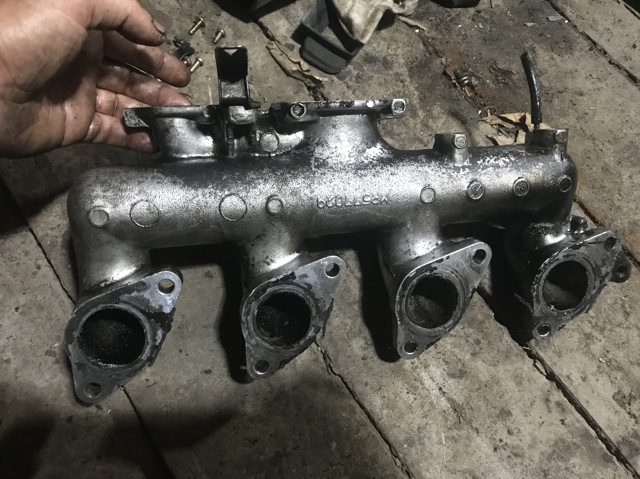 Колектор впускний MR577029 MITSUBISHI