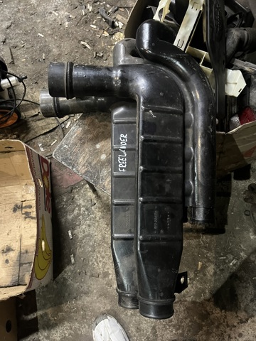 Повітроприймач PHD000180 LAND ROVER