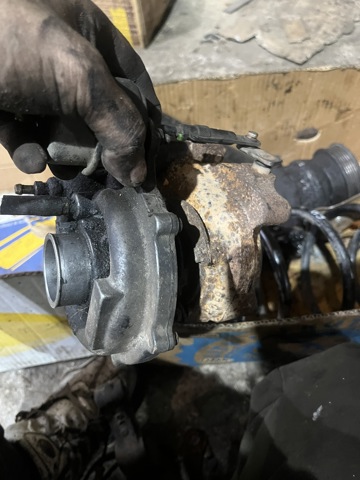 Турбонаддув PMF100400 LAND ROVER