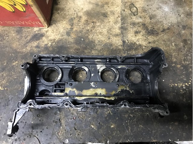 Кришка клапанна RF5C10220 MAZDA