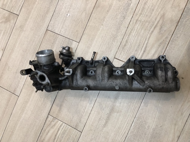 Колектор впускний RF7G13100 MAZDA
