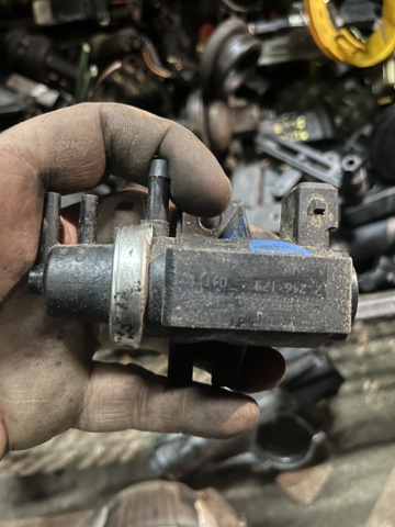 Перетворювач тиску (соленоїд) наддуву / EGR STC4198 LAND ROVER