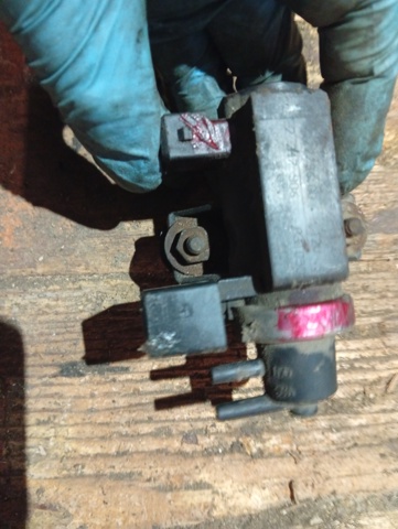 Клапан соленоїд регулювання заслонки EGR WAV000090 LAND ROVER