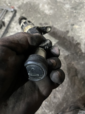 Розетка прикурювача YUJ100490 LAND ROVER