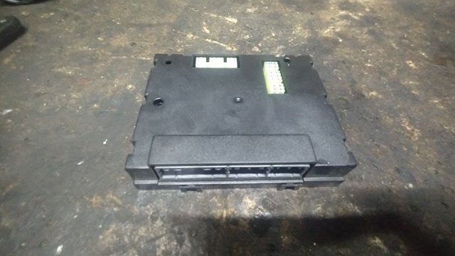 Блок комфорту YWC500210 LAND ROVER