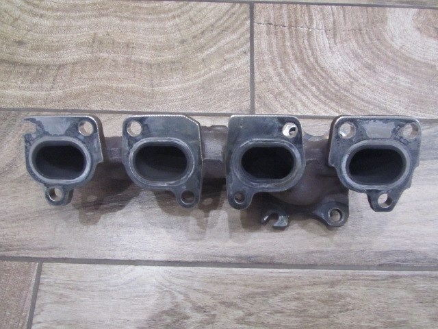 Газопроводи (колектор випускний) 9813936880 PEUGEOT