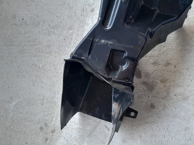 Фартух, дефлектор переднього бампера 9816871780 PEUGEOT