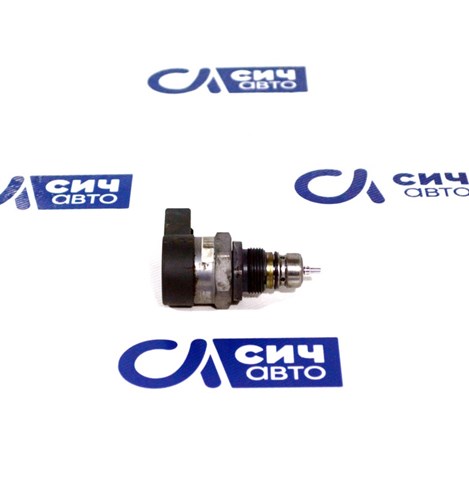 Регулятор тиску палива в паливній рейці Ауді А3