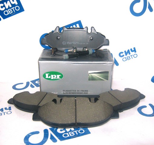 Передні гальмівні колодки 05P1228 LPR