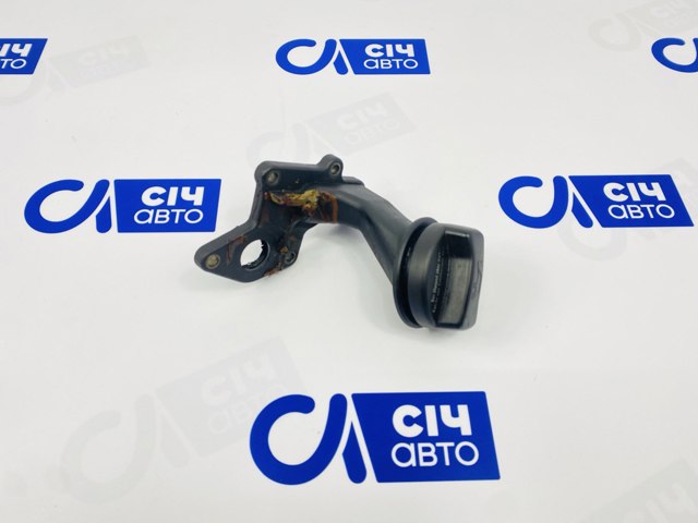 Горловина маслозаливна 074115308D VAG