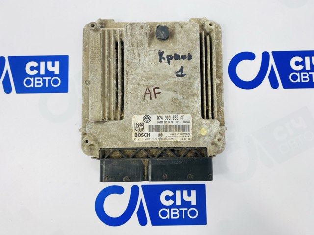 Комп'ютер двигуна 074906032AF VAG