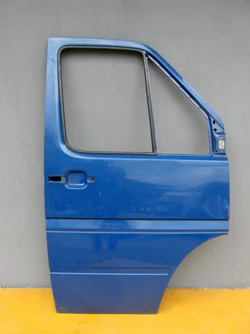 Двері кабіни 2D0831056D VAG