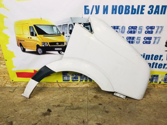 Переднє праве крило 2E0821306 VAG