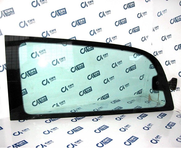 Скло багажного відсіку, ліве 6396721013 MERCEDES