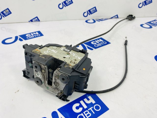 Замок двері правої передньої 805020009R RENAULT