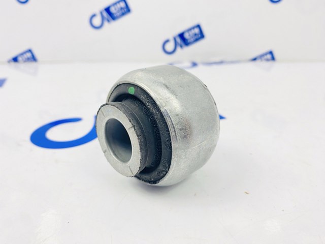 Сайлентблок нижній передньої підвіски 8200049624 RENAULT