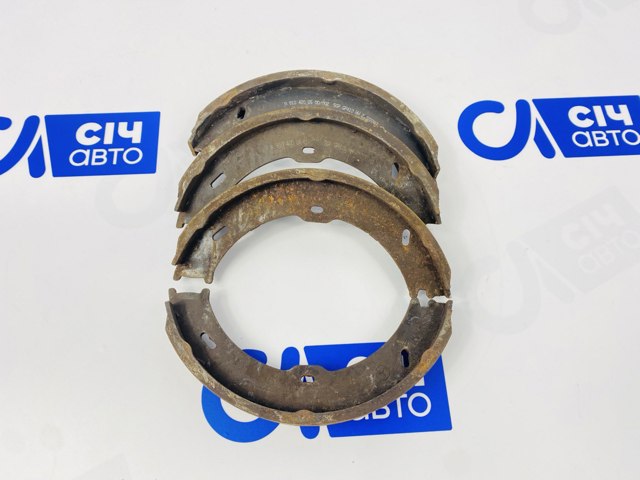 Гальмівні колодки стоянкового гальма Mercedes Sprinter II 3-t