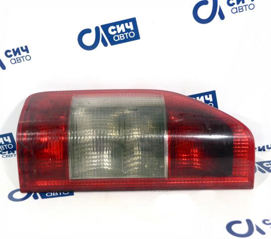 Задня ліва фара A0008261556 MERCEDES