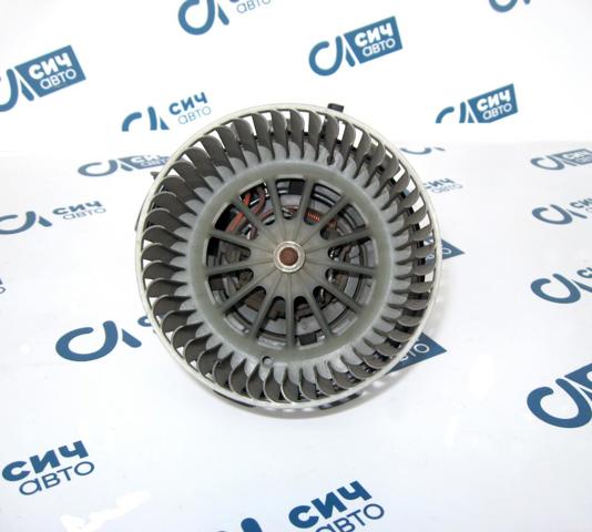 Електромотор пічки A0008356007 MERCEDES